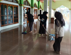 MANU Gembong Rakayakan Kemerdekaan dengan Cara Beda