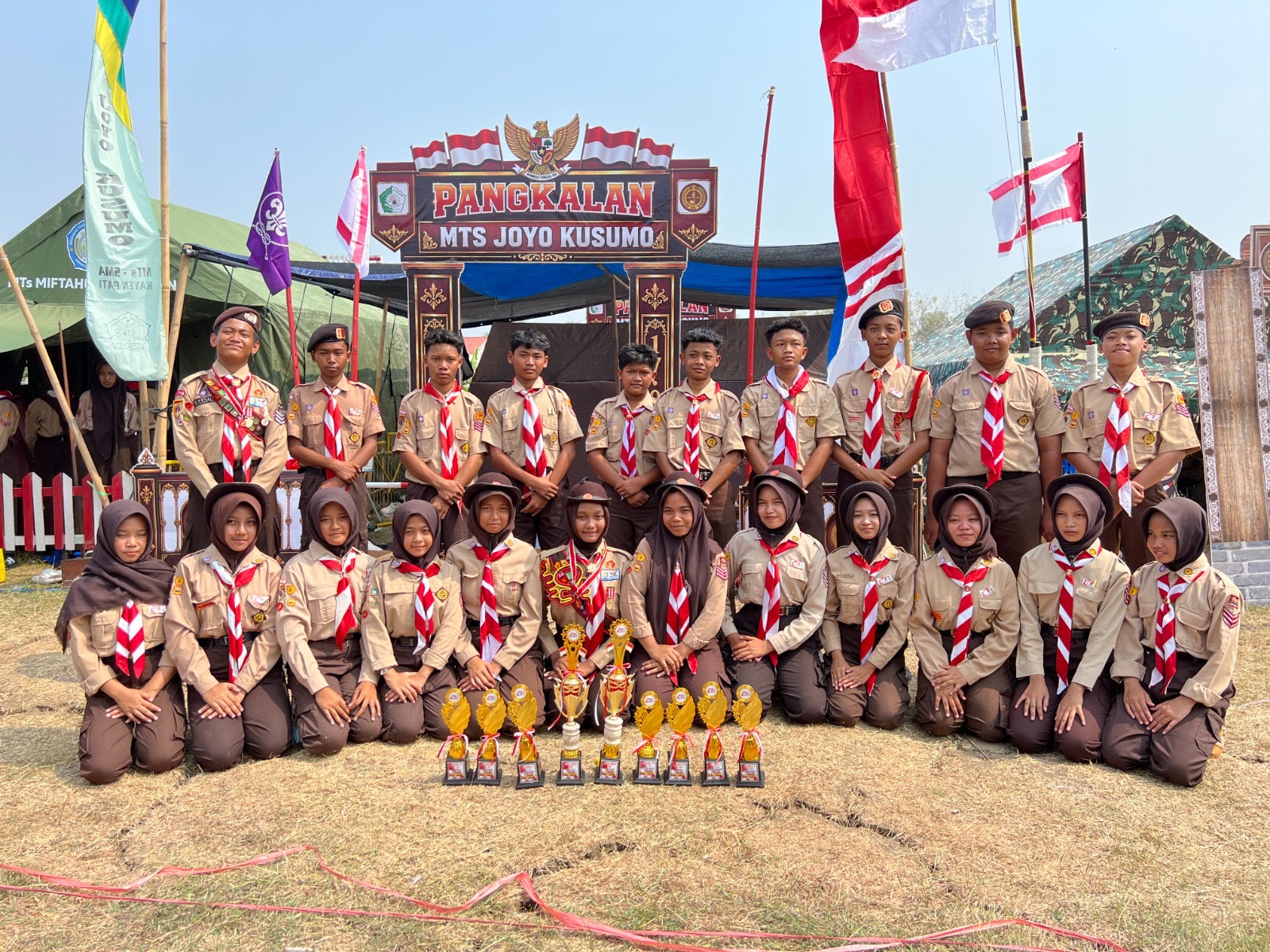 Pramuka MTs Joyo Kusumo Borong Gelar Juara di LT II Kwarran Kayen 2026