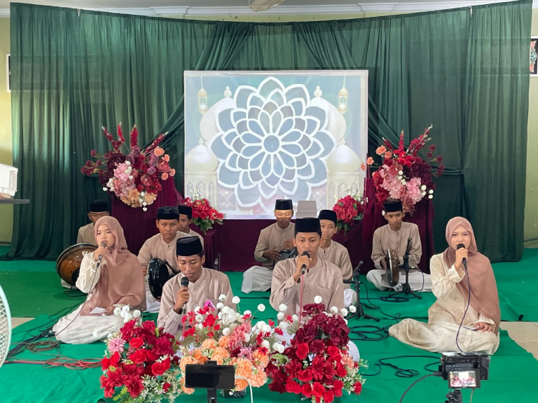 Peringati Hari Santri, MA Manahijul Huda Gelar Lomba Baca Kitab Kuning dan Nadhom Aqidatul Awam